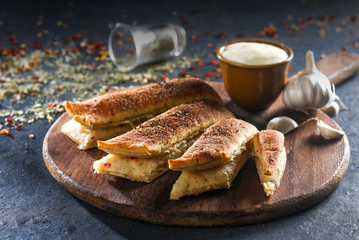 Cheese Infused Garlic Bread (with Free Cheese Dip)