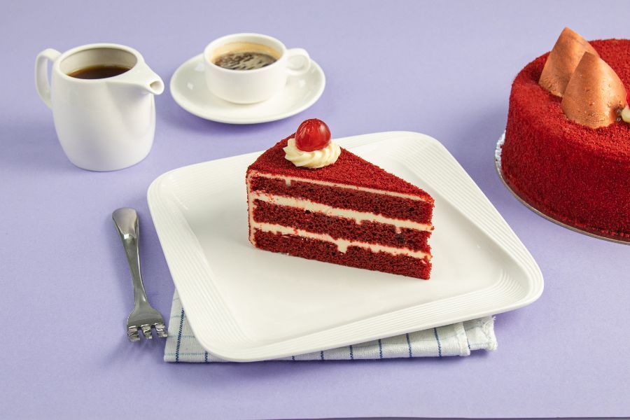 Order Rich Red Velvet Pastry online from Ovenstory