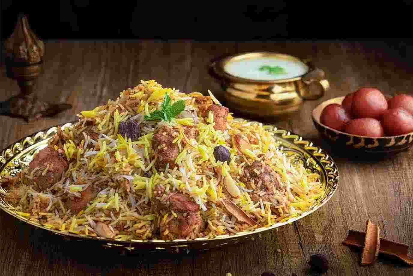 Order Lazeez Bhuna Murgh Classic Chicken Biryani Boneless Serves 4 5