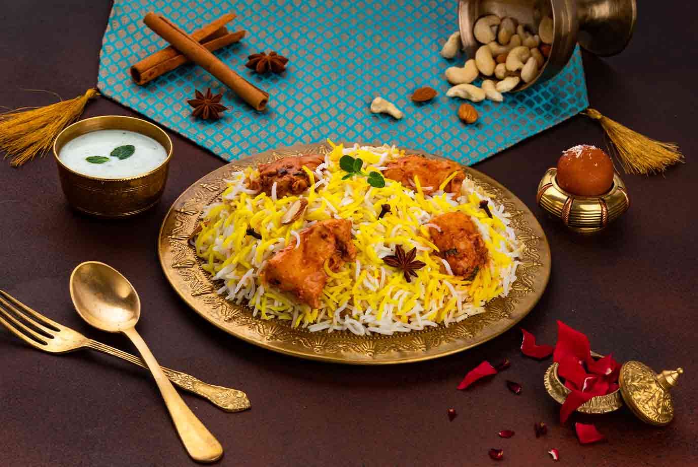 Order Chicken Tikka Biryani Serves 1 From Behrouz Biryani On EatSure