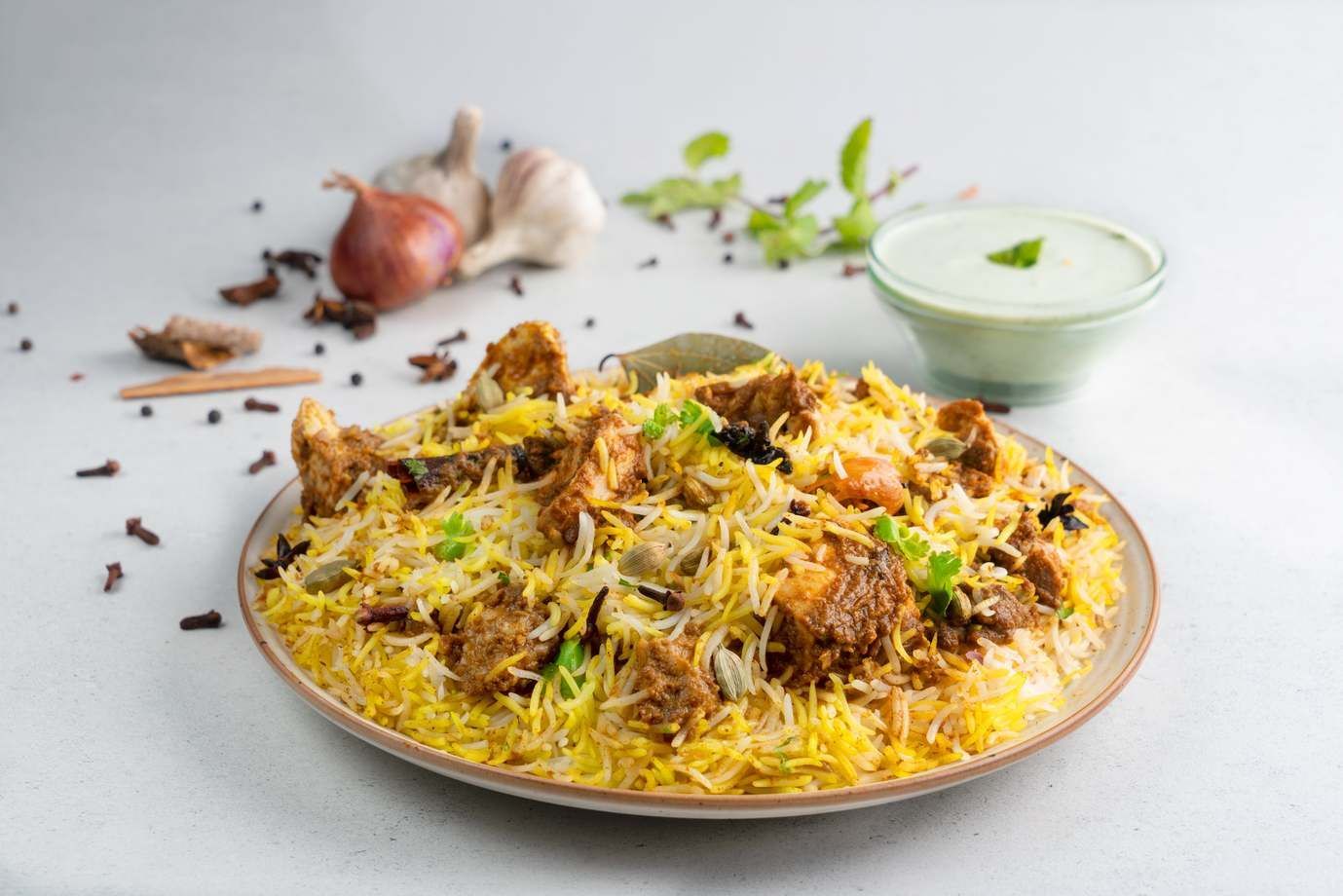 Order Hyderabadi Dum Chicken Biryani Boneless Serves 1 Online From ...