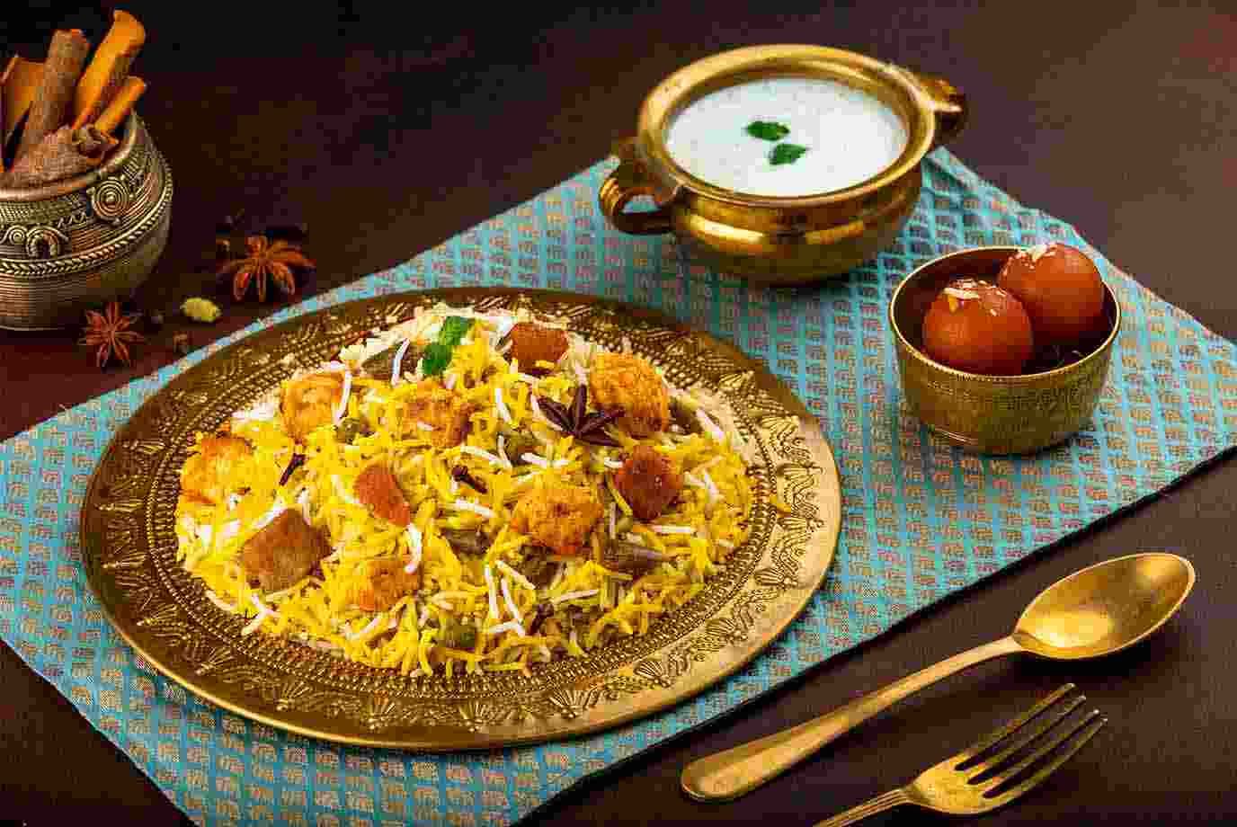 Order Paneer And Mixed Veg Biryani Serves 2 online from Behrouz Biryani