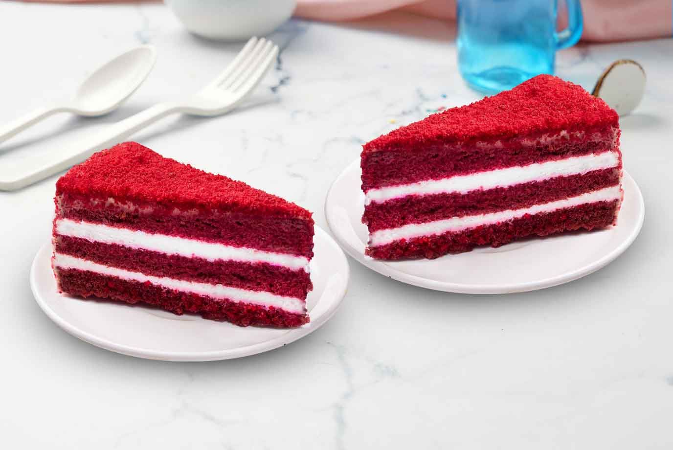 Order Rich Red Velvet Pastry Pack Of 2 from Sweet Truth on EatSure