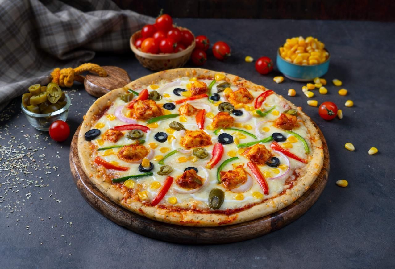 Order Maharaja Veg Cheese Burst Pizza Pizza Medium Online From Ovenstory order-maharaja-veg-cheese-burst-pizza-pizza-medium-online-from-ovenstory