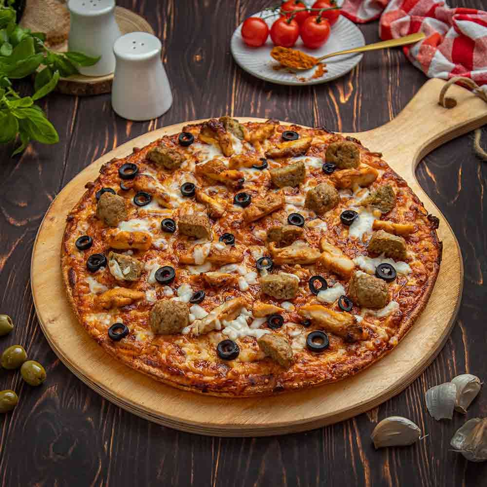 order-triple-chicken-feast-pizza-online-from-ovenstory