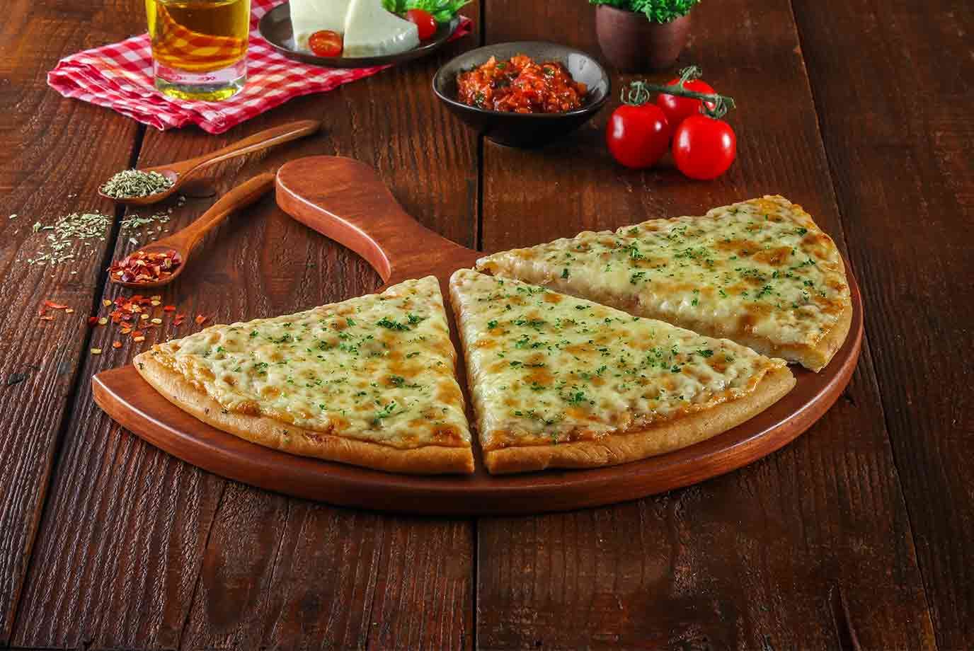 order-margherita-semizza-half-pizza-online-from-ovenstory