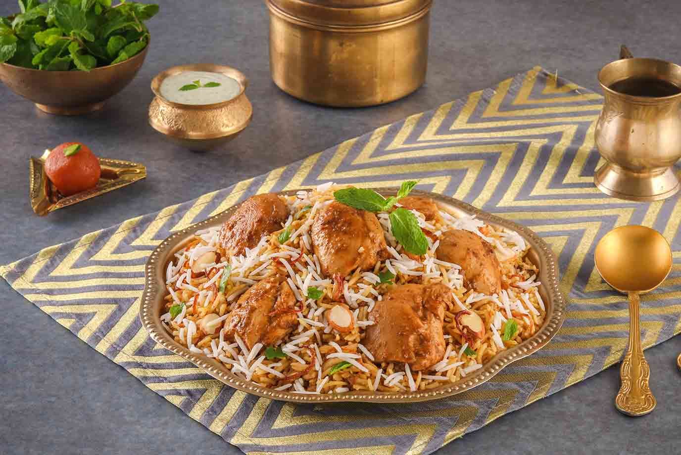 Order Spicy Lazeez Bhuna Murgh Hyderabadi Chicken Biryani Boneless