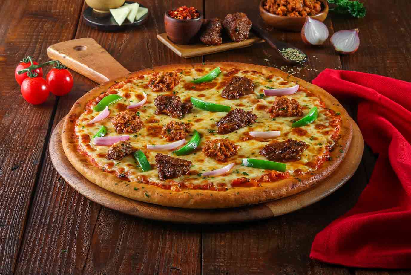 Order Peri Peri Mutton Pizza Medium Online From Ovenstory