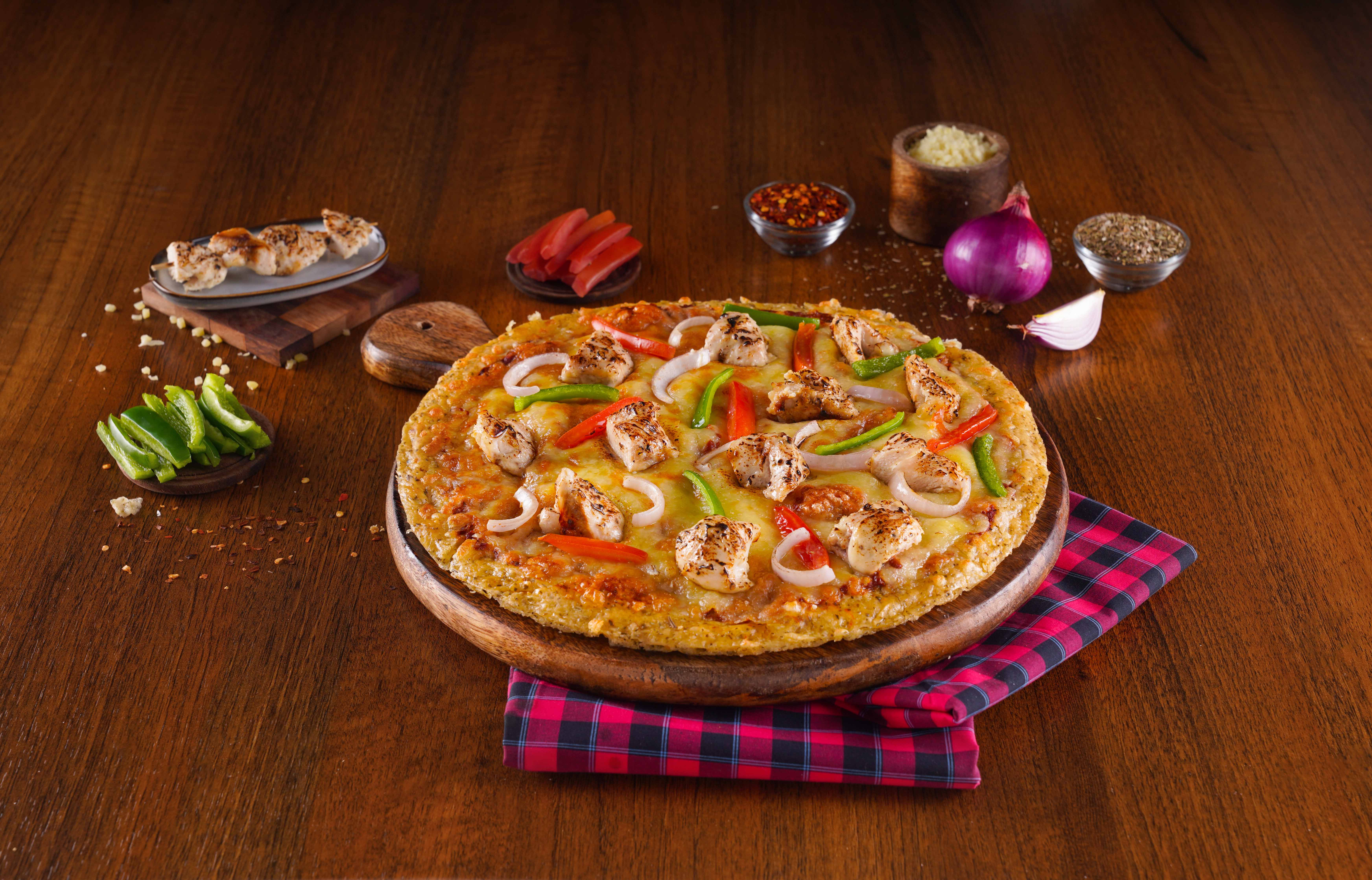 Order Malai Kebab Cheese Burst Pizza Medium From Ovenstory On Eatsure 6543