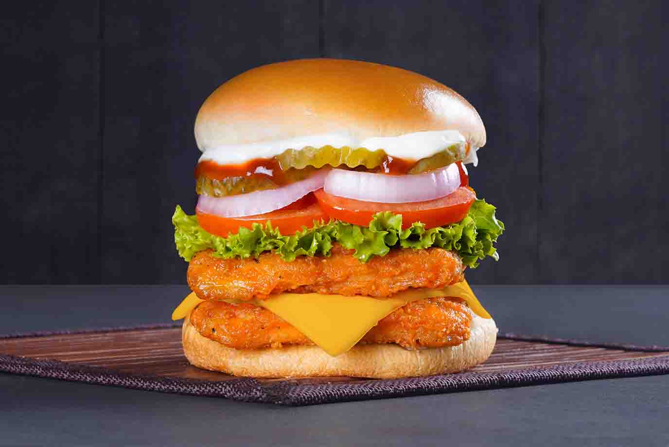 Order New Chickenator Burger from Wendy S on EatSure