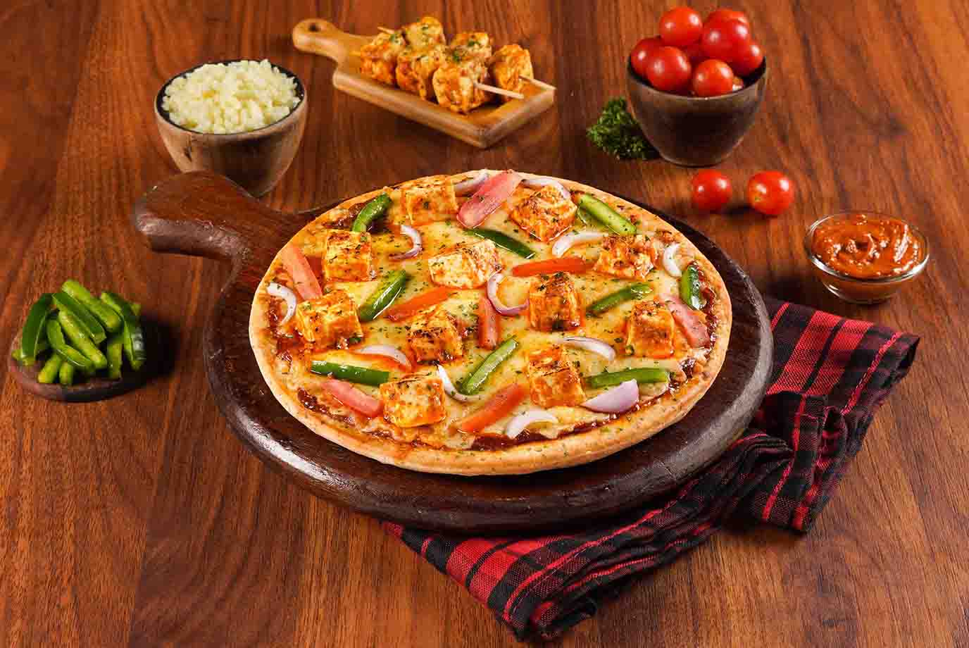 order-paneer-makhani-pizza-medium-online-from-ovenstory