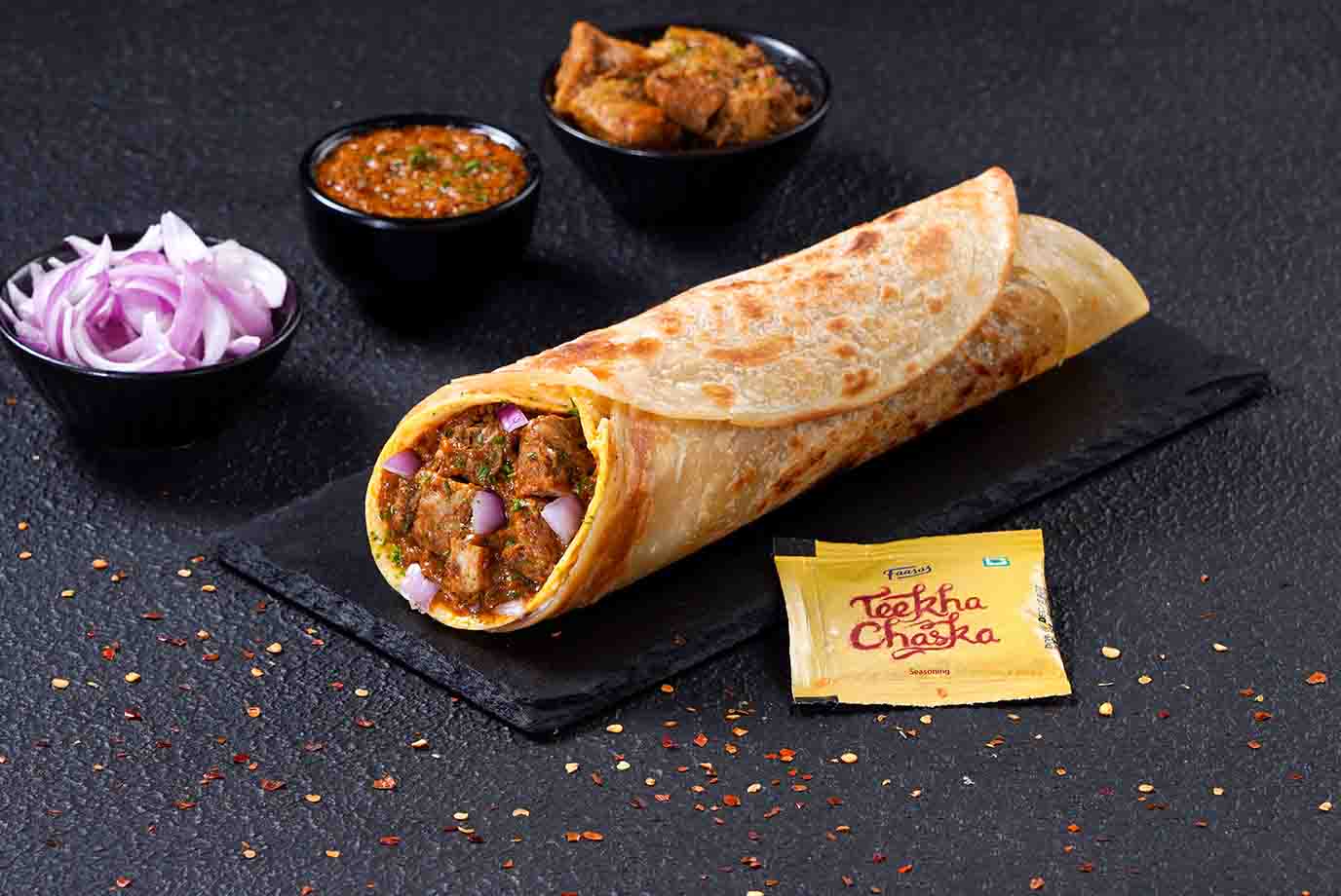 Order Zaikedar Chicken Bhuna Wrap from Signature Wraps Rolls By Faasos