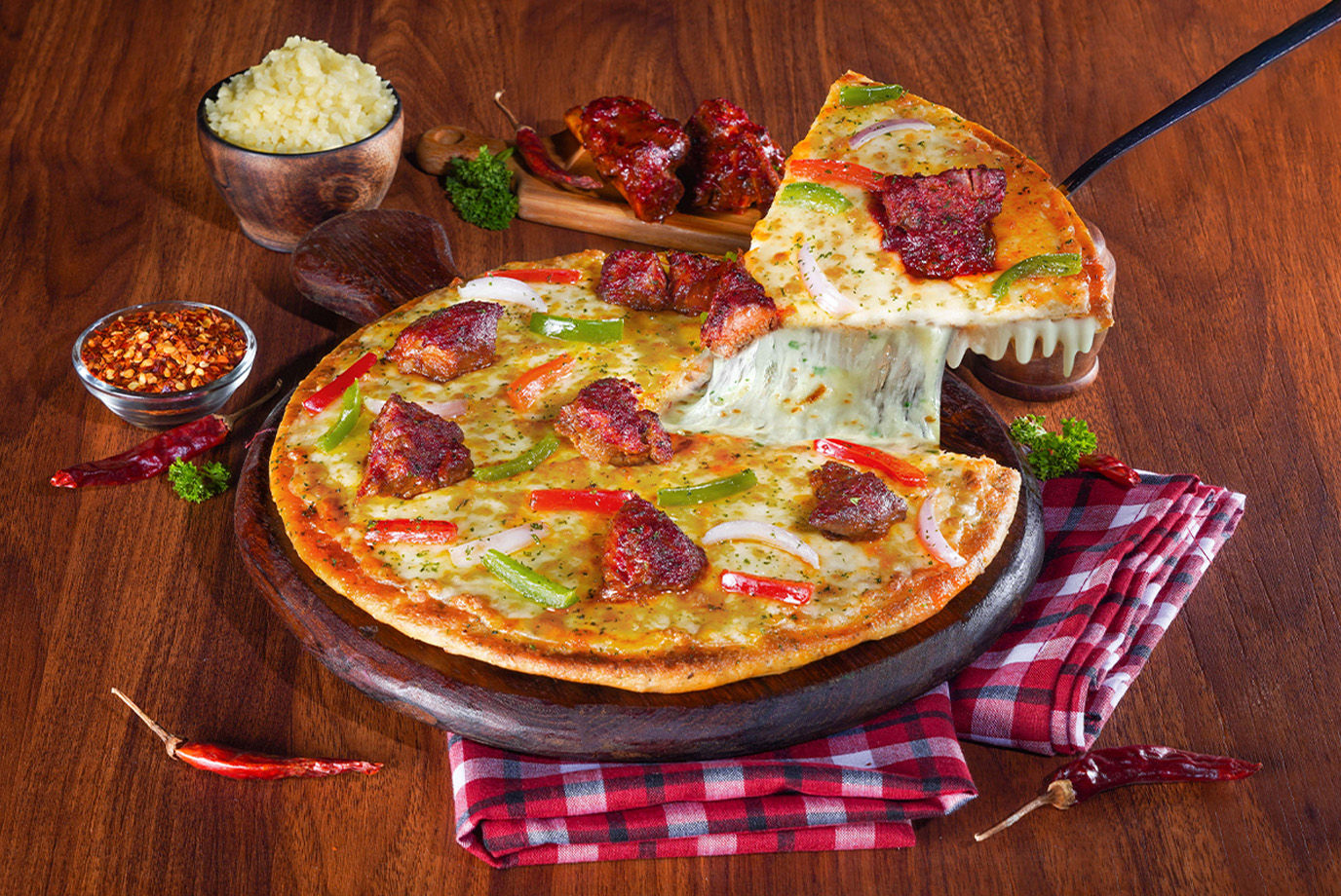 Order Laal Maas Cheeseburst Pizza Medium Online From Ovenstory