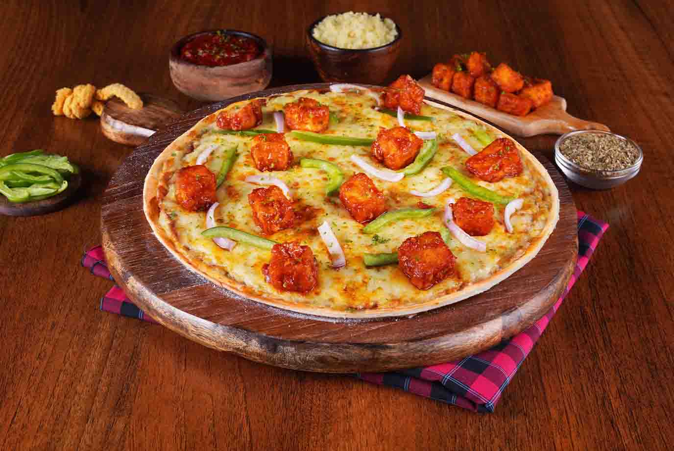 Order Chinese Schezwan Paneer Pizza Must Try Online From Ovenstory 3110